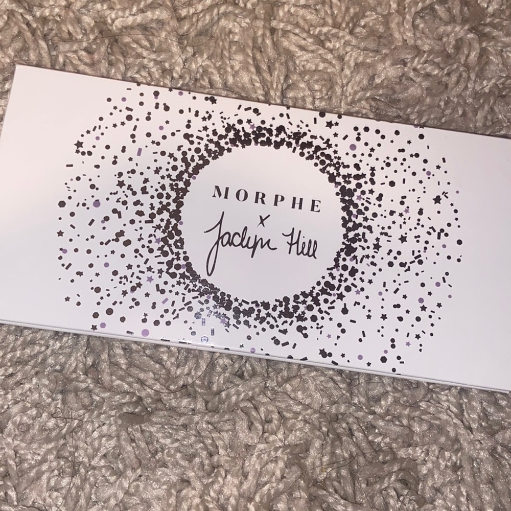 Pretty makeup pallete